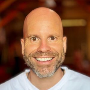 Speaker - Tim Taxis